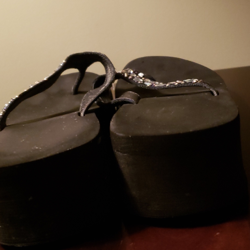 Yellow Box Platform Filpflops - Picture 2 of 5